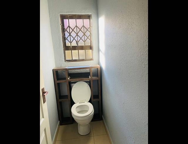 2 BEDROOM PROPERTY TO RENT IN PROTEA GLEN EXT